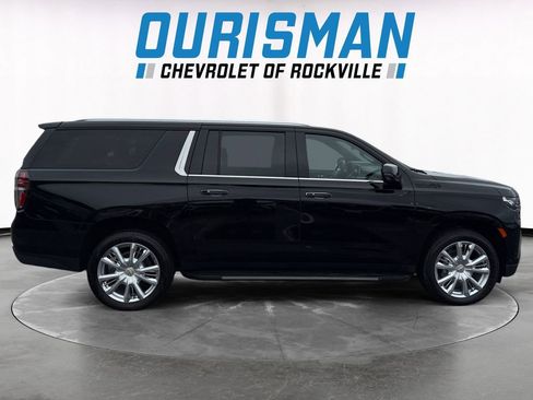 Used 2024 Chevrolet Suburban High Country w/ Max Trailering Package AWD/4WD image 7