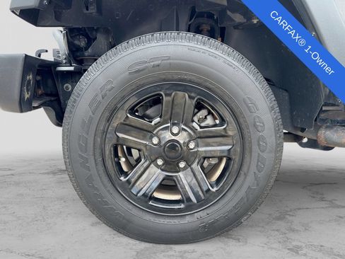 Used 2016 Jeep Wrangler Sport AWD/4WD image 15