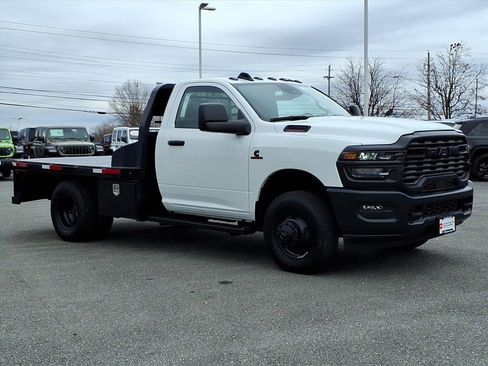 New 2026 RAM 3500 Tradesman image 2