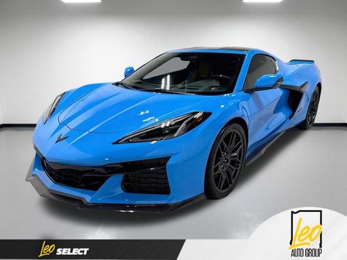 Used 2024 Chevrolet Corvette Z06 RWD image 1