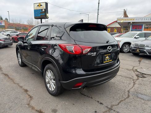 Used 2016 MAZDA CX-5 Touring image 4