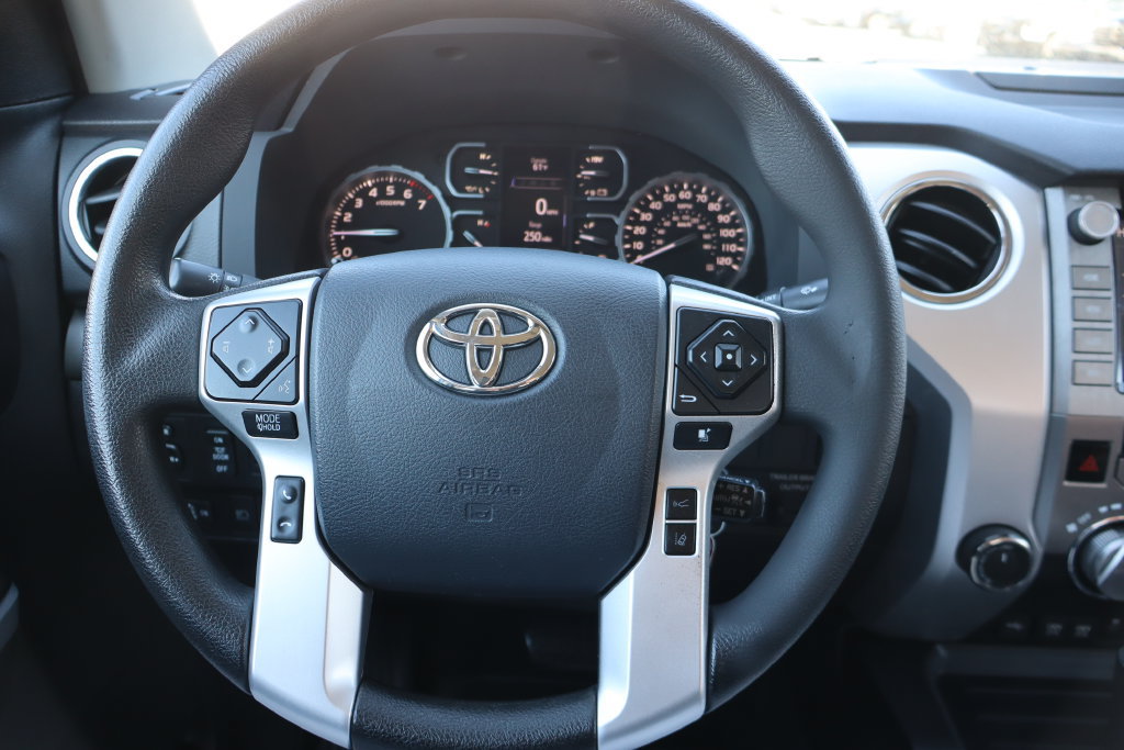 Used 2020 Toyota Tundra SR5 w/ SR5 Upgrade Package AWD/4WD image 7