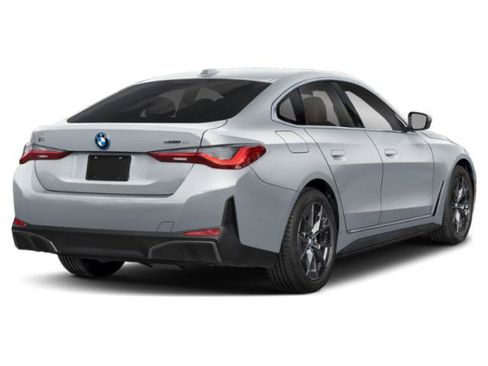 New 2026 BMW i4 eDrive40 w/ M Sport Package RWD image 2
