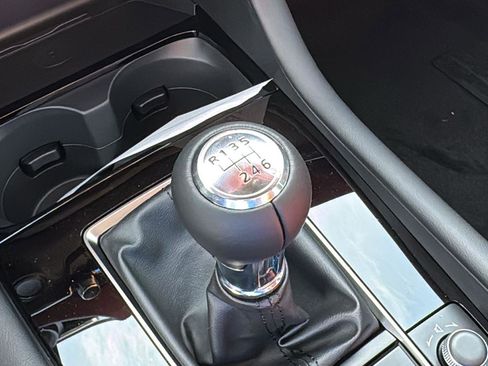 New 2026 MAZDA MAZDA3 2.5 S Hatchback w/ Premium Pkg image 19