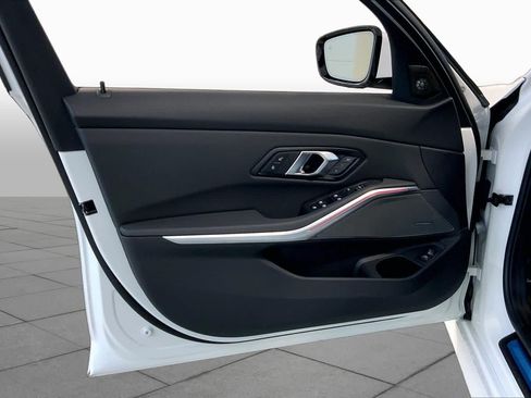 New 2026 BMW 330i xDrive Sedan w/ M Sport Package AWD/4WD image 10