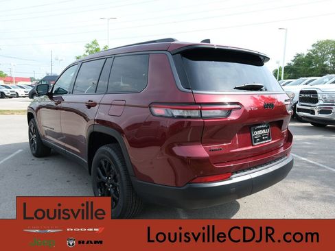 New 2026 Jeep Grand Cherokee L 4WD image 10