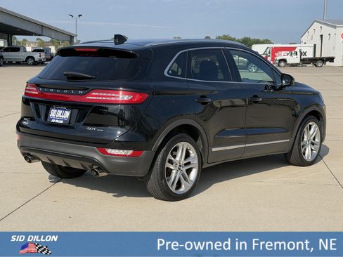 Used 2017 Lincoln MKC Reserve w/ Lincoln MKC Climate Package AWD/4WD image 4