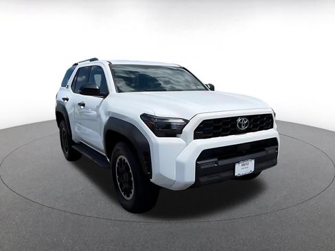 Used 2025 Toyota 4Runner TRD Off-Road AWD/4WD image 3