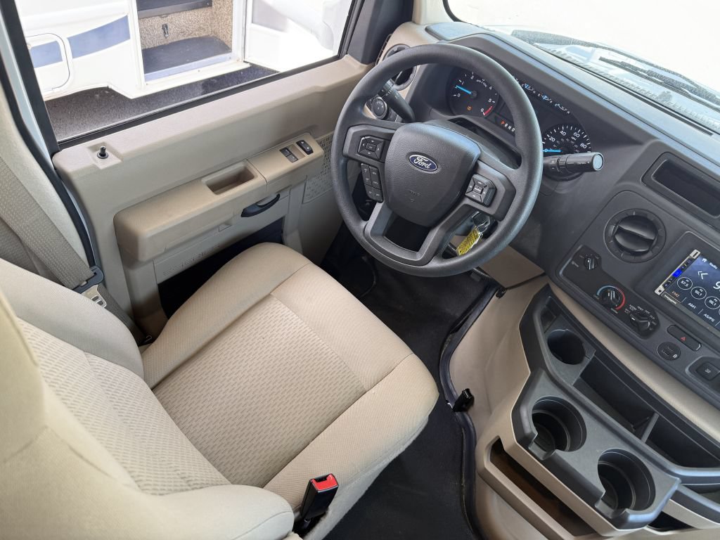 Used 2023 Ford E-350 and Econoline 350 Super Duty RWD image 41
