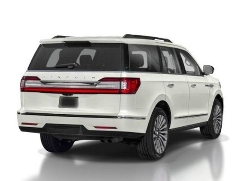 Used 2019 Lincoln Navigator Reserve AWD/4WD image 2