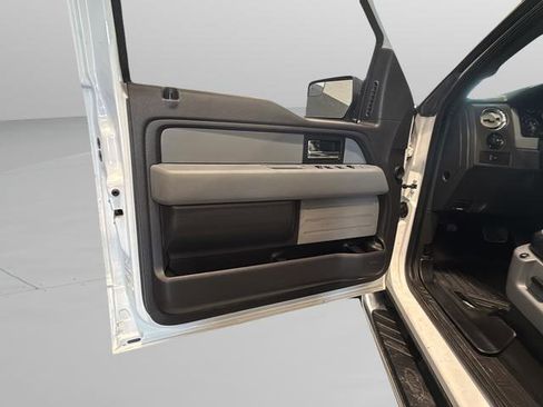 Used 2013 Ford F150 XLT w/ Luxury Equipment Group image 26