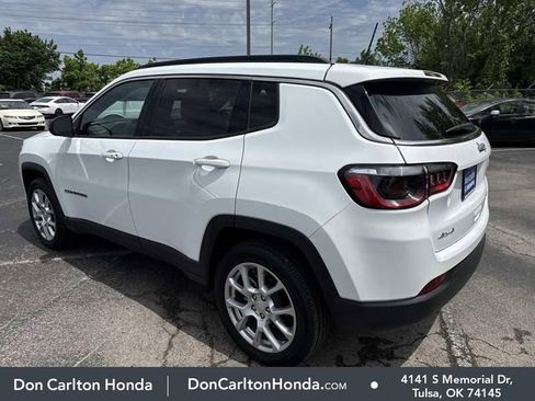 Used 2024 Jeep Compass Latitude AWD/4WD image 6