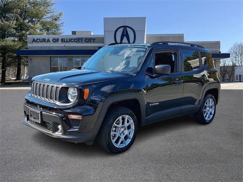 Used 2022 Jeep Renegade Latitude w/ Convenience Group image 3