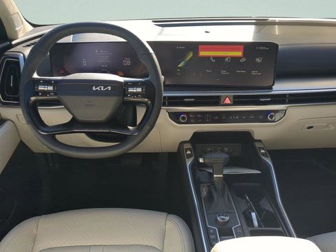 New 2026 Kia Sorento S w/ S Panoramic Sunroof Package image 11