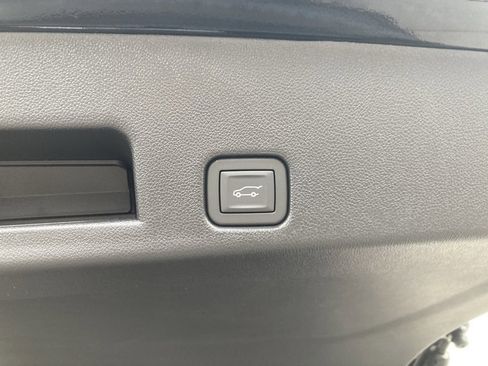 New 2026 Chevrolet Traverse LT w/ Midnight/Sport Edition image 26