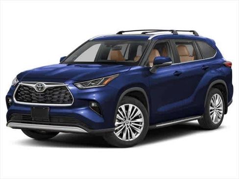 Used 2023 Toyota Highlander Platinum FWD image 1