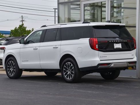 Used 2025 Ford Expedition Max Platinum AWD/4WD image 10