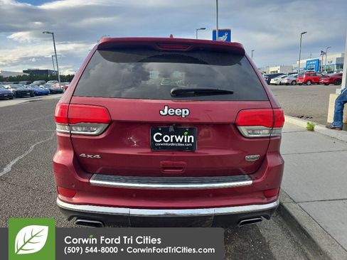 Used 2015 Jeep Grand Cherokee Summit AWD/4WD image 11