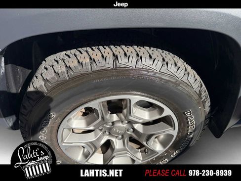 Certified 2022 Jeep Cherokee Trailhawk w/ Sun, Sound & Nav Group image 21