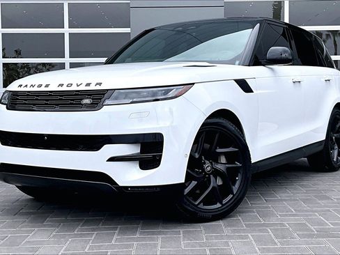 Used 2024 Land Rover Range Rover Sport SE image 1