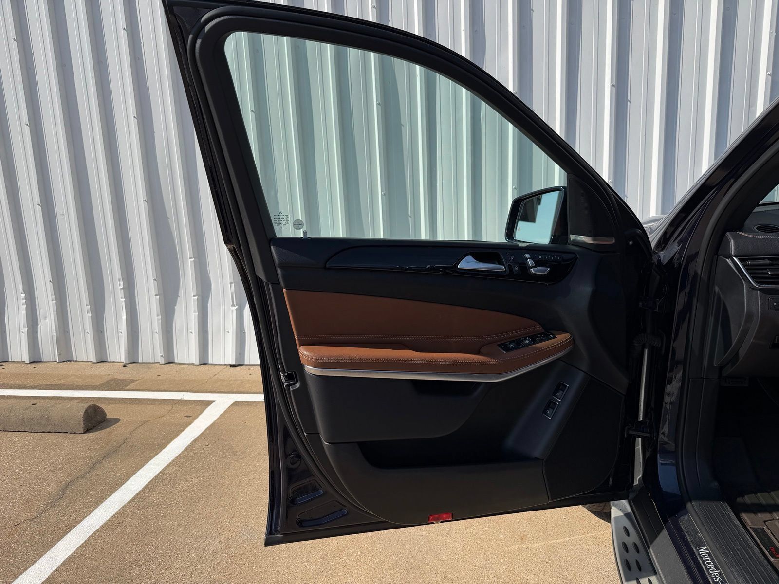 Used 2019 Mercedes-Benz GLS 550 4MATIC image 21