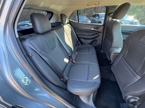 Used 2025 Buick Encore GX Preferred image 34