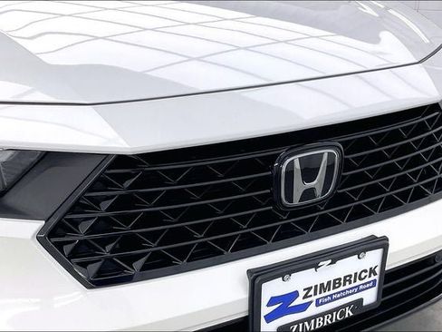 Used 2023 Honda Accord EX-L image 31