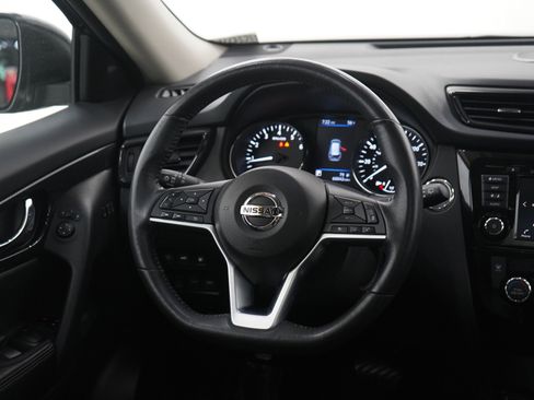 Used 2018 Nissan Rogue SL w/ Premium Package image 14
