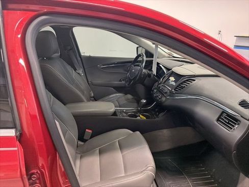 Used 2015 Chevrolet Impala LTZ FWD image 35