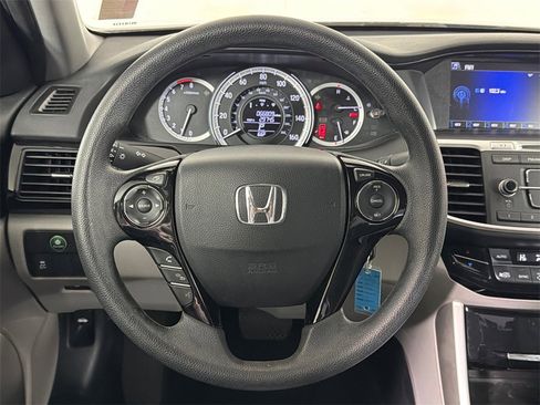 Used 2017 Honda Accord LX image 23
