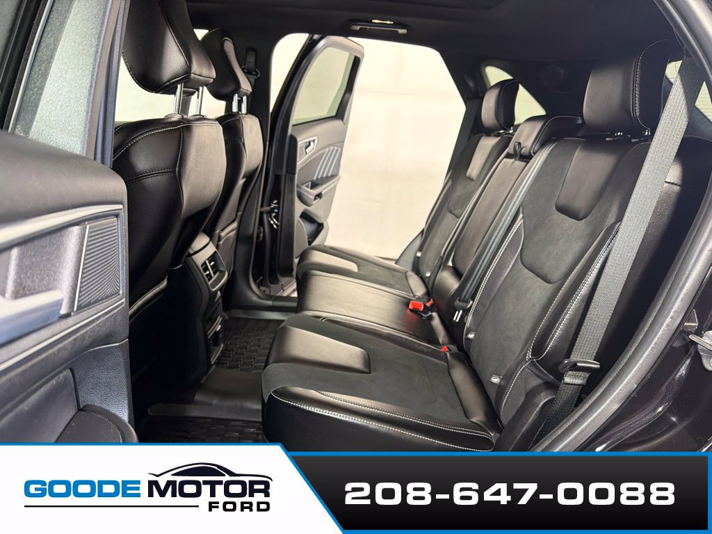 Used 2024 Ford Edge ST w/ Equipment Group 401A AWD/4WD image 19