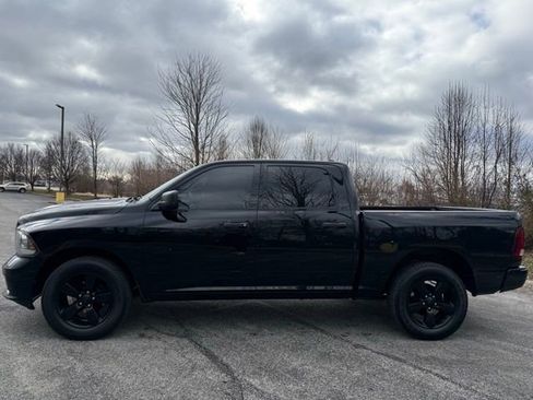 Used 2014 RAM 1500 Express w/ Black Ram 1500 Express Group image 3