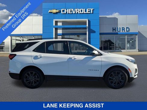 Used 2022 Chevrolet Equinox RS w/ LPO, Floor Liner Package image 3
