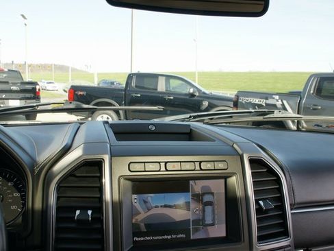 Used 2020 Ford Expedition Platinum image 22