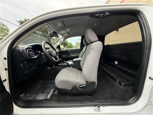 Used 2022 Toyota Tacoma SR RWD image 22