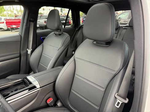 Certified 2026 Mercedes-Benz GLC 300 image 12