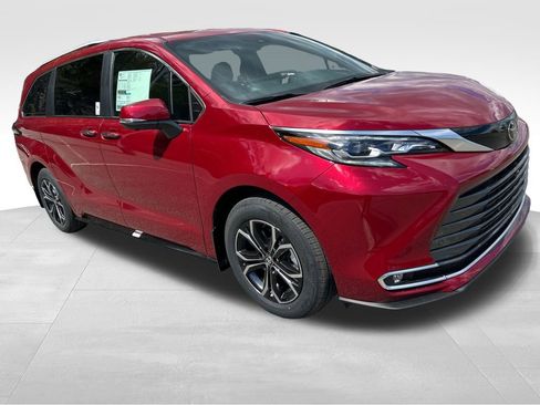New 2026 Toyota Sienna Platinum AWD/4WD image 7