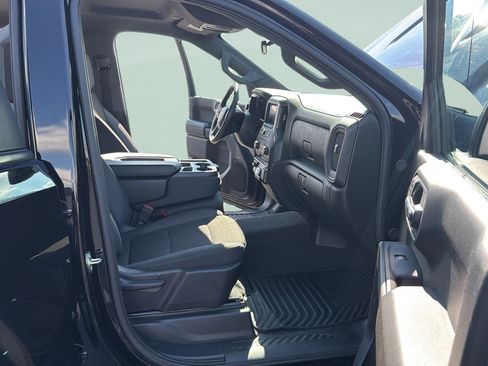 Used 2024 Chevrolet Silverado 1500 Custom AWD/4WD image 9