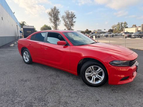Used 2022 Dodge Charger SXT RWD image 6
