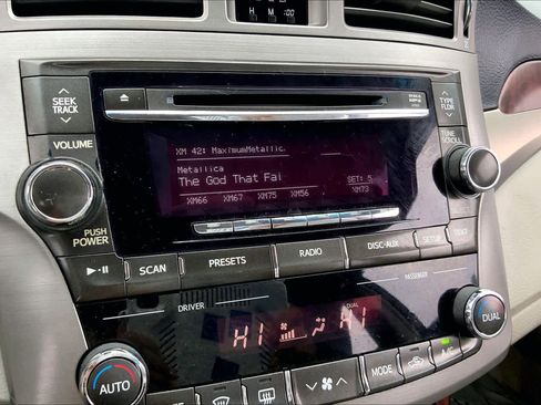 Used 2012 Toyota Avalon image 30