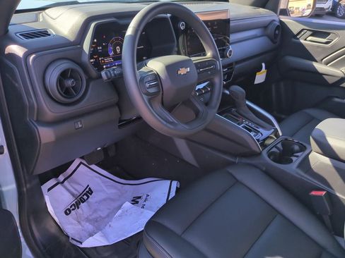 New 2026 Chevrolet Colorado W/T image 10