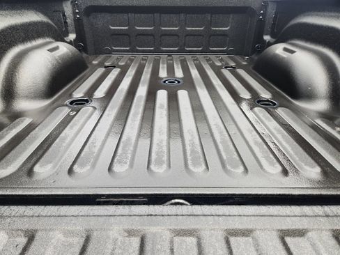 New 2026 RAM 2500 Laramie AWD/4WD image 27