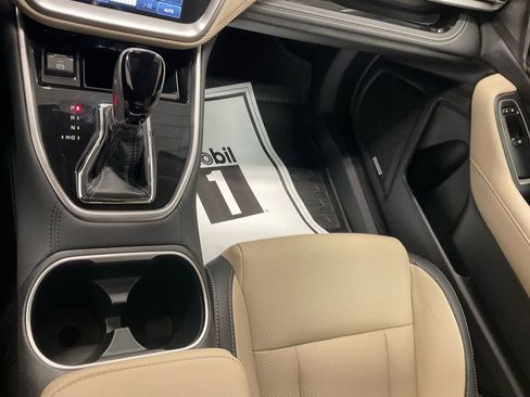 Used 2024 Subaru Outback Limited image 22