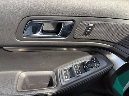 Used 2013 Ford Explorer 4WD Police Interceptor image 16