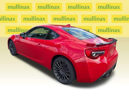 Used 2019 Toyota 86 RWD image 11