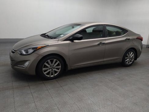 Used 2016 Hyundai Elantra SE w/ Option Group 02 image 2