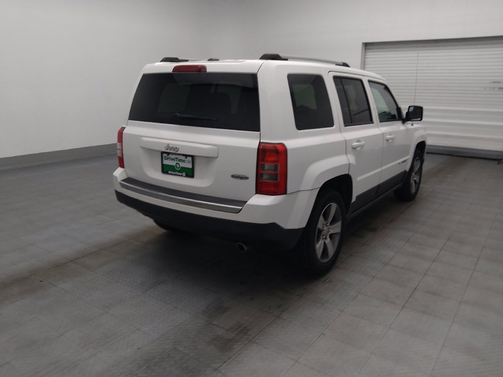 Used 2017 Jeep Patriot High Altitude FWD image 9