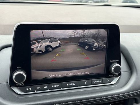 Certified 2023 Nissan Rogue SV image 14