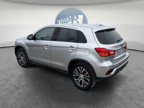 Used 2018 Mitsubishi Outlander Sport ES image 6
