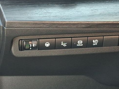 Certified 2024 Nissan Ariya AWD image 23